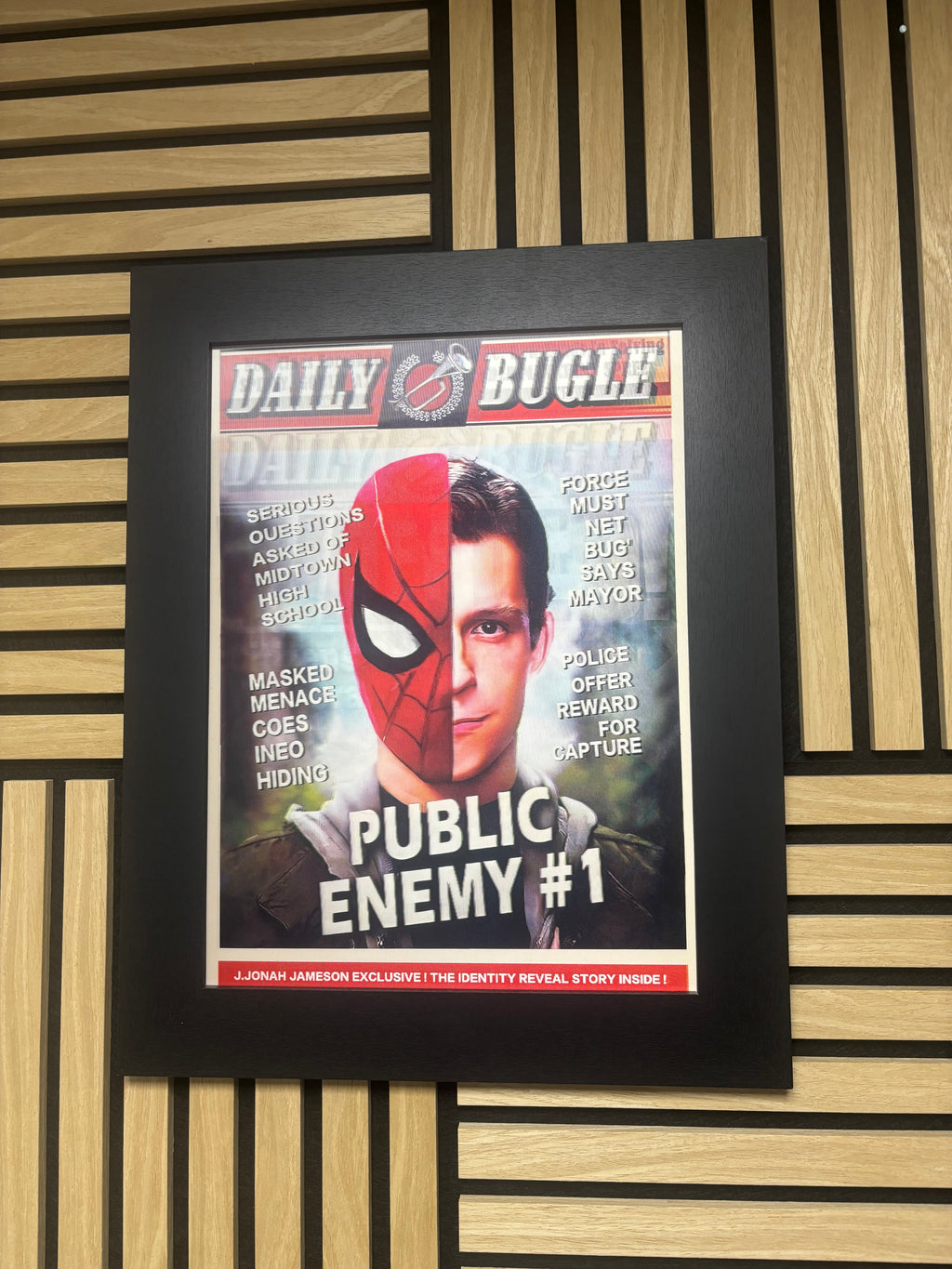 Spiderman Newspaper 3D Lenticular Poster Framed 30x40cm